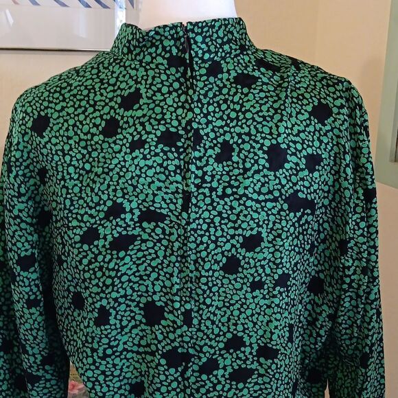 Em Elle Vintage Green and Black Silk Dress. - Picture 7 of 11